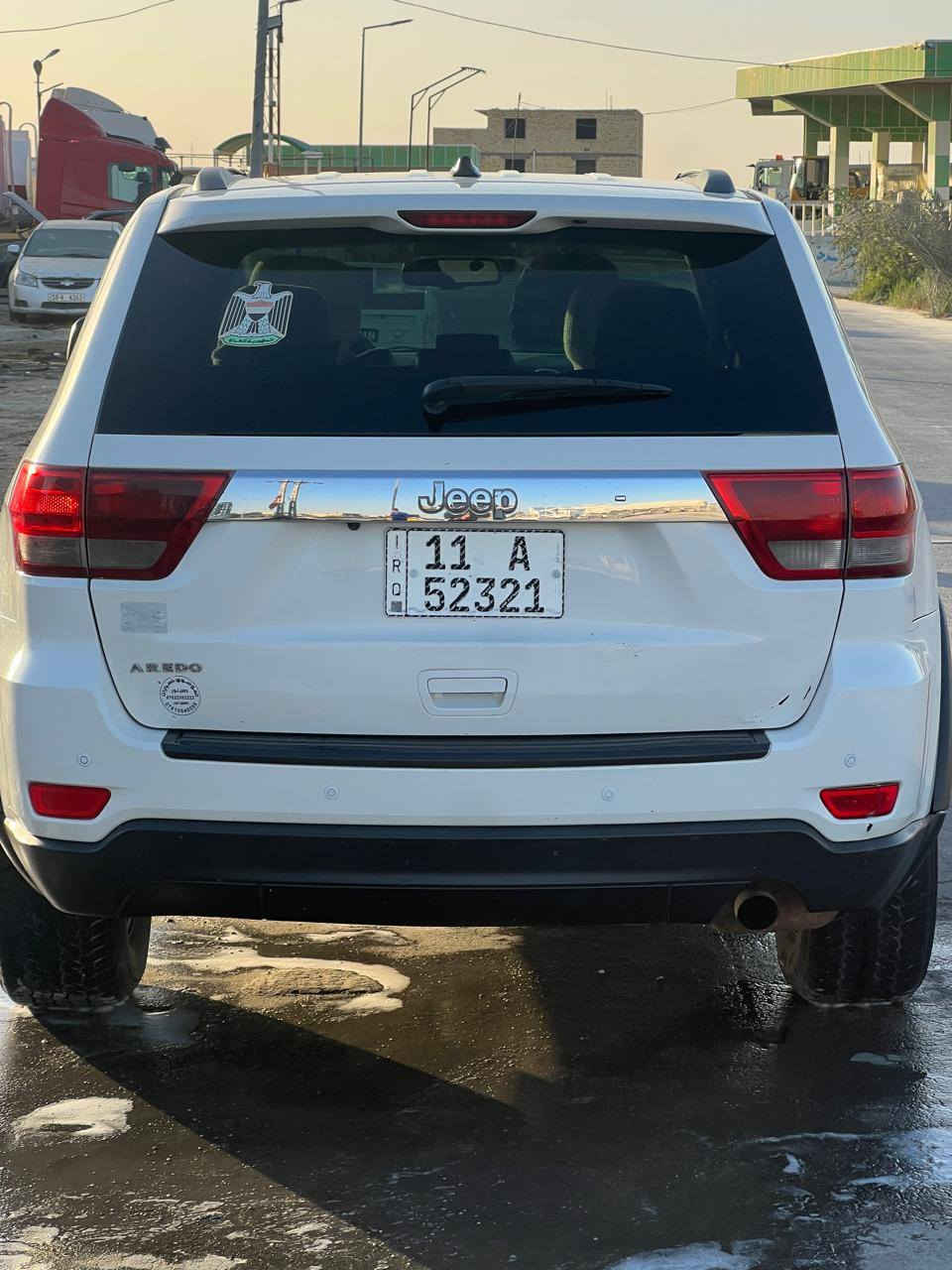 سيارة جيب لاريدو للبيع مكان السيارة ذي قار موديل ٢٠١١ لون ابيض مكينة ستة سلندر الضرر شبر بالبنيد وشبر جاملق الأيمن الامامي سيارة جاهزة 
الاتصال على الرقم ***********
