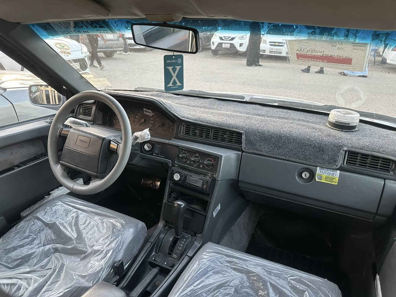 سلام عليكم للبيع فالفو 940 مديل 91رقم نجف دولي بسمي غرفه رصاصي جديد ويل مال 98وتخم تاير جديد شباج مربعات حداديه امامي خلفي جديد محرك وكير جديد مكفوله من خياس وضربه 
المكان نجف ***********

