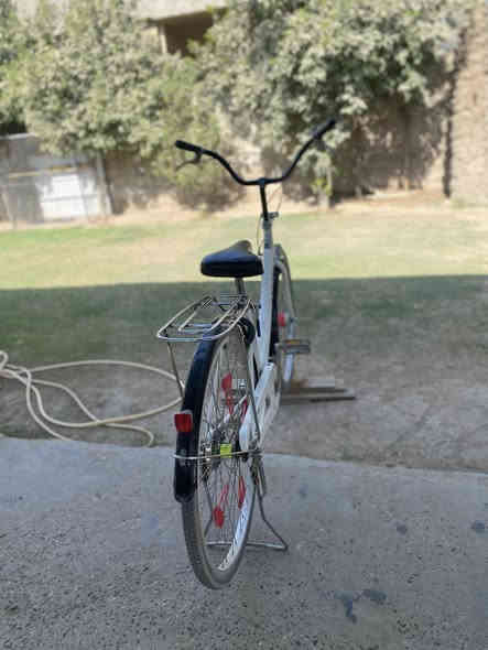 السلام عليكم
بايسكل اسلامي للبيع

حجم 26

موجود الختامات ورقم الشاصي مع صور
 
البايسكل ياباني اصلي ㊙️💯

والسعر كلش مناسب سعره 100 وبي مجال
 
مكاني بغداد ابو غريب

الرقم ***********
