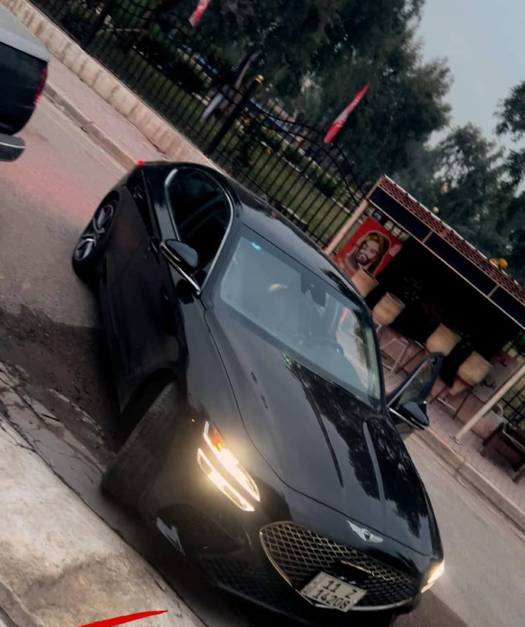 السلام عليكم 
للبيع جنسس 2023 g70
رقم بغداد الدولي هزه جديده
عداد 60 الف كيلو
محرك 4 سلندر تيربو
المواصفات:
.داخل لون اسود
 .لون اسود
.كشنات امامي كهرباء
.كشنات تدفئه
.تبريد قطعتين
.بصمة 
.كامرة خلفية
.تشغيل عن بعد
.اوتو هولد
.اوضاع القيادة 5
(سبورت-سبورت بلاس -أيكو-سمارت-مخصص)
.حساسات امامي -خلفي-جانبي
.تحكم مع شفتات
.نظام تحذير مغادرة المسار
.نظام القيادة الذاتية
.نظام المساعدة في المحافظ على المسار
وبعد اكو مواصفات….
حادث السيارة چاملغ الأيمن فقط 
كير مكينة كلها بلادي 
السيارة جاهزة من كل شي
للأستفسار 
***********
