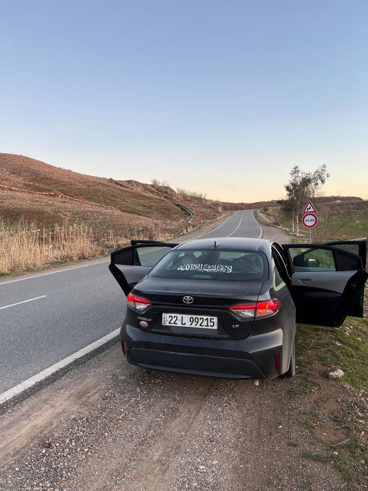 السلام عليكم كورلا 2022 للبيع بسمي حادثها داخل الصور بيها جاملغ وبنيد بارد والبوب الخلفية بيها كلير امريكا وباب السايق نصبغ بالعراق ماشية 45 ميل تقريباً السعر 133 وبيها مجال رقم الهاتف ***********
