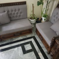 لبيع تخم ديوان ١٦متر السعر مليون وربع وبيه مجال بغداد حي الاعلام٠٧٩٠١٢...