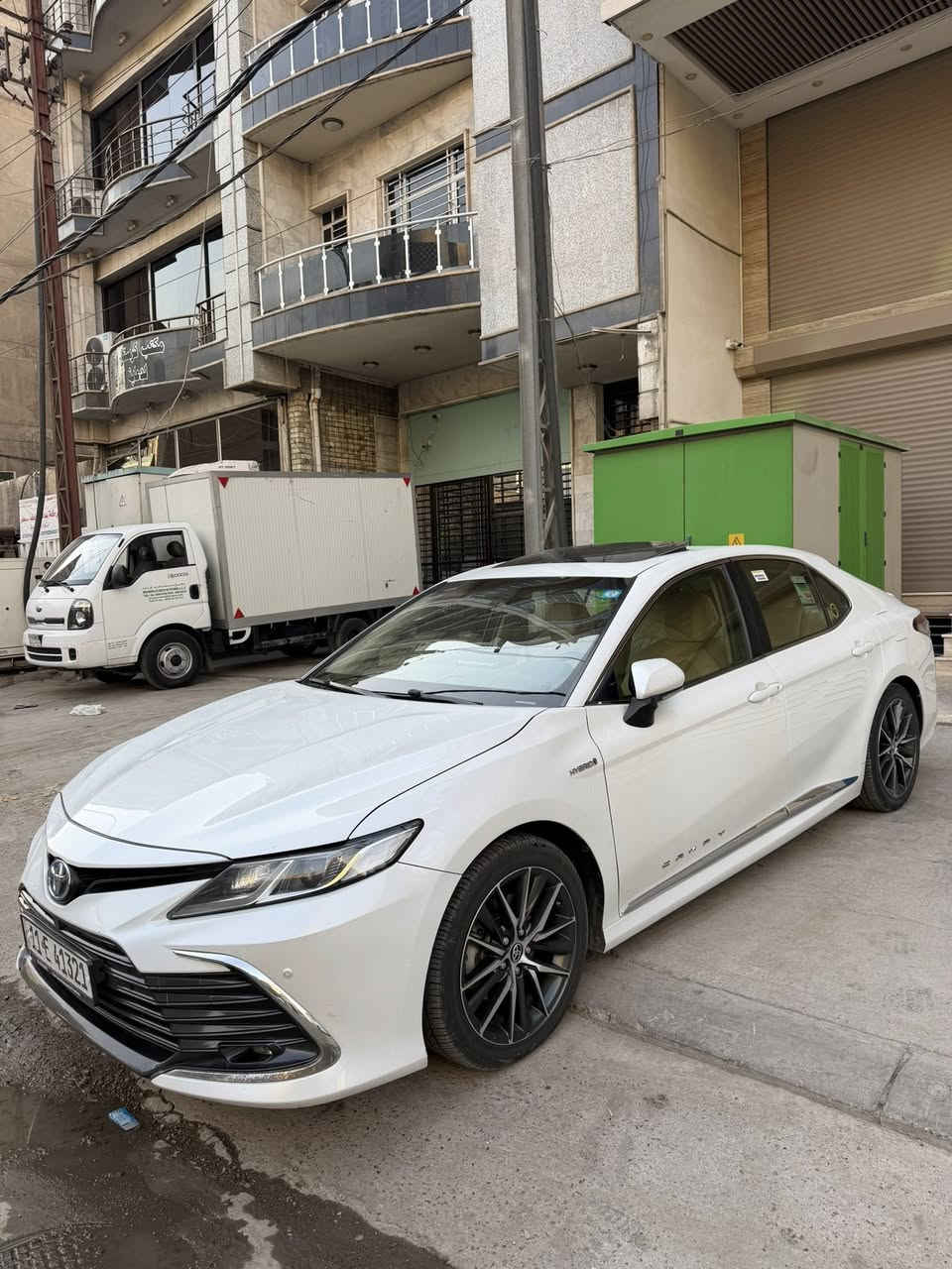 كامري GLE 2024
خليجي عبد اللطيف جميل سعودي ياباني 
فول مواصفات 
رقم بغداد 
ماشيه 53 الف
حجم المحرك 2.5 
فتحه سقف
بصمه تشغيل
حساس امامي خلفي
شاشه وكامره 
لايت زنون+LED

 دخول بصمه ذكي 

كراسي كهرباء 

بيها صبغ  باب السايق فقط بدون فتح صار بي شخط  نطخ ب باب مال شارع 
باقي السياره مكوفله من قطره صبغ  ولسونار ب  منشور 

السعر218 وبي مجال بسيط 

‭0786 074 6478‬

📍 الكرادة

