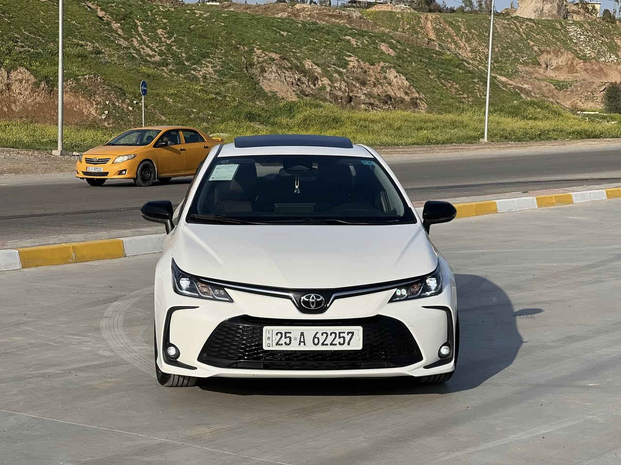 TOYOTA / HEV /2025
سلام عليكم تويتا كرولا موديل 2025 هايبريد كلين يعني بدون صبخ و تعديل  فول مواسفات فتحه رادار بصمه كشنات جلد اربع تايرات و ويلات مبدل قياس 17 وكماليات مسويله ويه كاعيات سياره رقم كركوك دولي بسمي سنويه هزه جديد تحويل ثاني يوم دفتر بنزين موجود سياره كلش اقصادي وماشيه 19 كيلومتر سياره اني ماخذه زيرو يعني اول ايد …. ومراوسه حسب قناقه ايذا مووشراي لت خابر وسعره رايد 158$ وبي مجال بصيط … رقم تلفون *********** وبي واتساب ☎️
