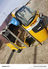 تك تك موديل 2018 محرك مال 2020  اوراق كاملة ما بيه ضربة  07715519223