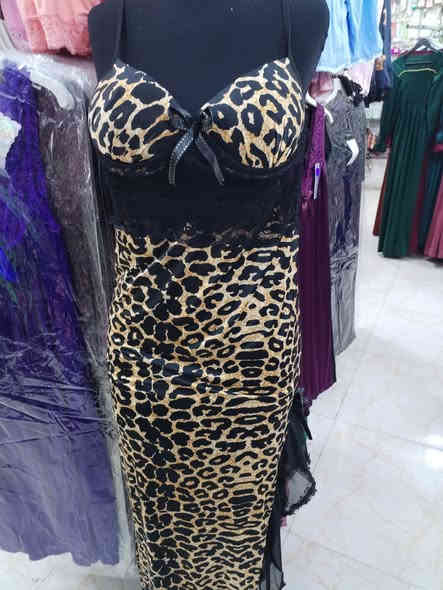 ملابس نسأيه وسيتات نوم العنوان نجف حي ميلادشارع طريق الجنه قرب جامع لامام الحسين رقم الحجز يوجد وات ساب ويوجد لدينا توصيل داخل النجف ***********
