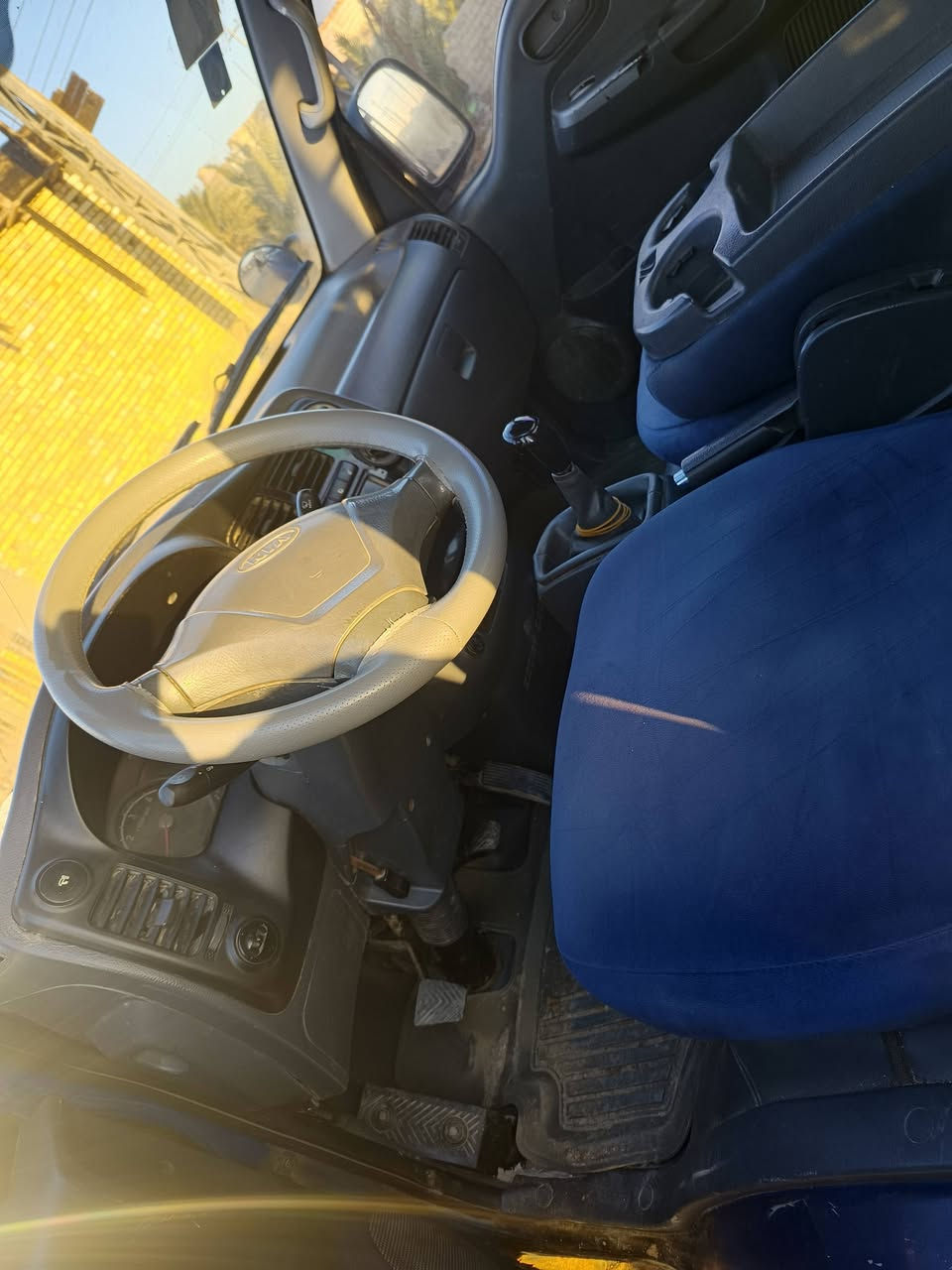 كيه فحل رقم انگليزي  /موديل 2009/سياره متخسر عليه الف تانكي محور ميه وعشرين سعر90/رقم ***********/سنوي 30
