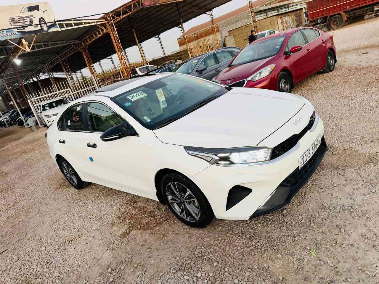 يالله سلام عليكم سيراتو مديل 23 فول مواصفات الشركة الدولية مكينة 2000 السيارة جديدة تحويل مباشر هزة جديدة رقم جديد دولي رقم بغداد بسمي شخصيأ ماشية 54 حقيقي مواصفات فتحة سقف مري شفط إشارة بل مري 5ويل كب كروب داخل لونين تبريد قطعتين كشاف ضباب لايت زنون عالي ناصي   اخوان اقرة المنشور وتصل سونار داخل المنشور مكان السيارة سماوة الرميثة حي العسكري ***********     السعر 167 بيهة مجال قليل حق الجية
