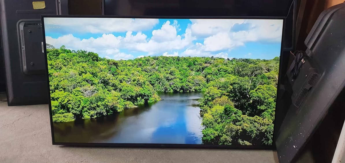 تەلەڤیزۆنی LG سمارت 4K مۆدێل 2021 - UP7750PVB 
قەبارە 50 نرخی 280000 زۆر خاوێنە نەکرایتەوە لە هەولێرە
پەیوەندی بکەن بە واتساپ و ڤایبەر *********** أربيل, العراق
