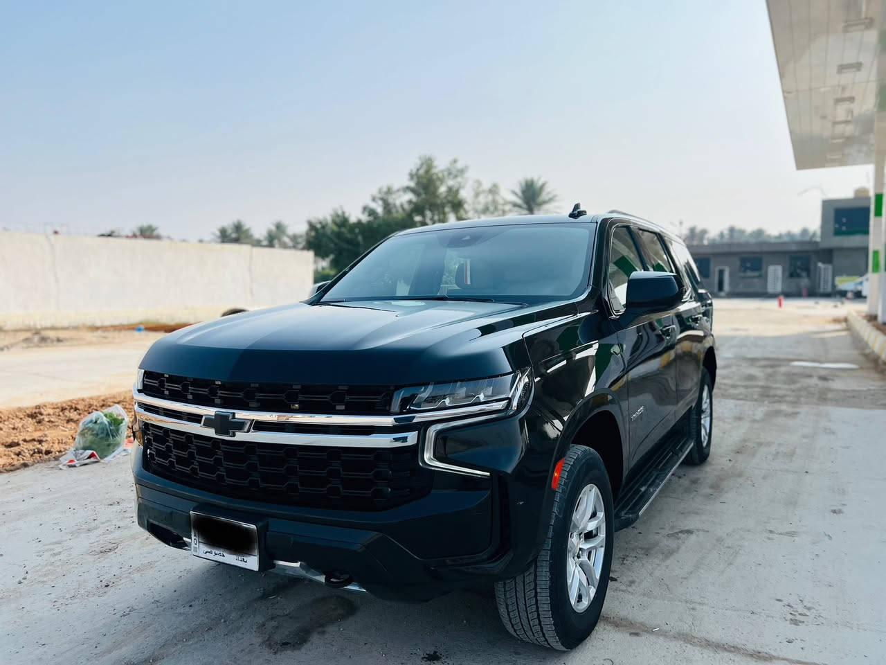 السلام عليكم للبيع شوفرليت تاهو موديل 2023 LSوكاله المنصور علامه ضوء القمر رقم بغداد بسمي تحويل ثاني يوم  مكفوله كفاله عامه 
(موصفات ) 
بصمه تشغيل 
4بصمات أبواب 
تشغيل عن بعد 
رادار امامي 
رادار جانبي 
كشنات كهرباء 
ثلاث قطع تبريد 
سبعه راكب 
محرك v8 /5300
تحديد مسار 
ثلاجه 
وباقي موصفات معروفه 
السعر (460)
الاستفسار اتصل على الرقم ***********
مكان سيارة بابل حله
