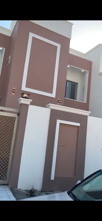 الحكيميه الرديني • ٢٥٠م • ٥ غرف