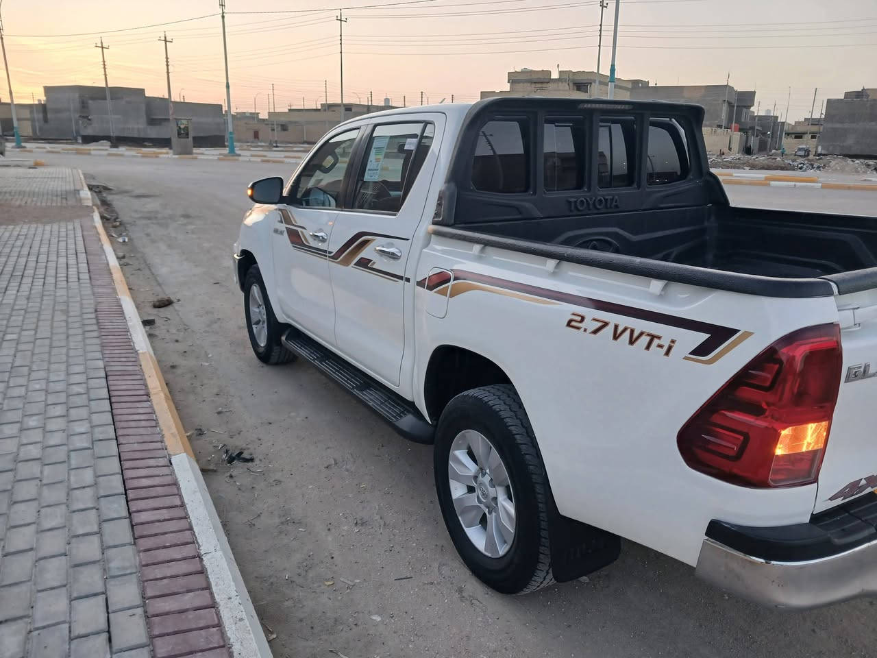 للبيع بيكم فلاونزه ٢٠١٩ سياره جاخزه ماشيه ١٠٧ رقم مثنى دولي باسمي السعر ٢٣٠ وبيه مجال عنوان سماوه حي الحكم .بيع ومراوس للسفسار اتصل ..***********
