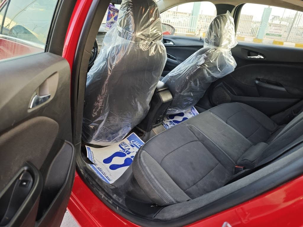 شفر كروز 2018 امريكي  السعر 83
***********
حادث سطحي جاملق وبنيد بدون دواخل 
جاهزه مكينه وكير حداده نضيفه كهربائيات كلهه جاهزه رقم بصره تحويل عنواني البصره البصرة, العراق
