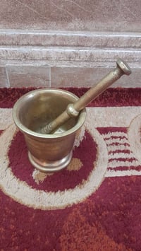 هاون نحاس • منقوش • ٢٦٠٠غ