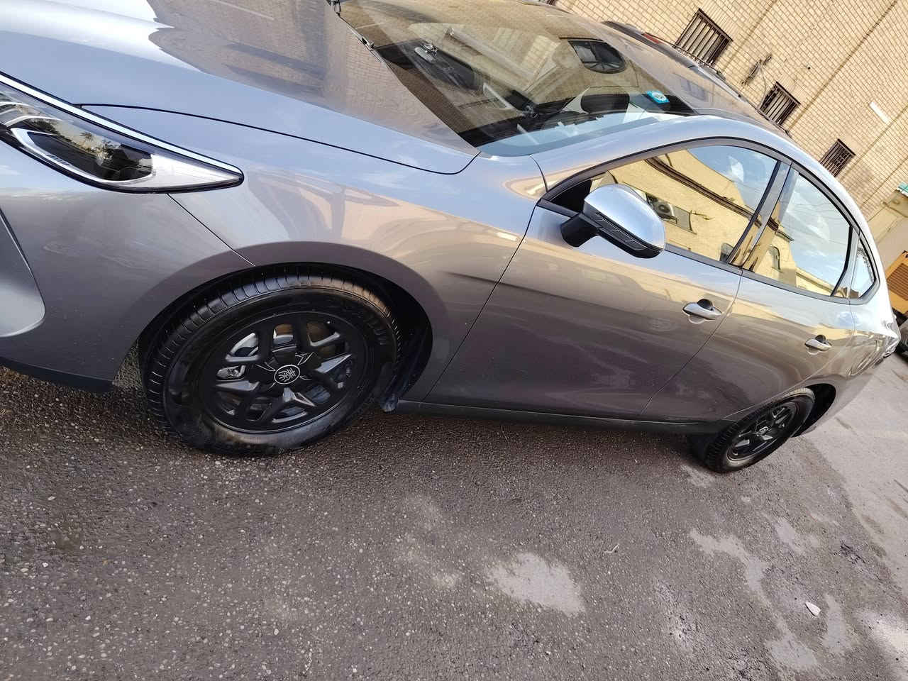 السلام عليكم ورحمة الله وبركاته
 كن بلاص ماشية ٨الف بأسمي
 السعر ١٧٧٥٠ وبيها مجال قليل
مكاني مجمع بسماية
***********
