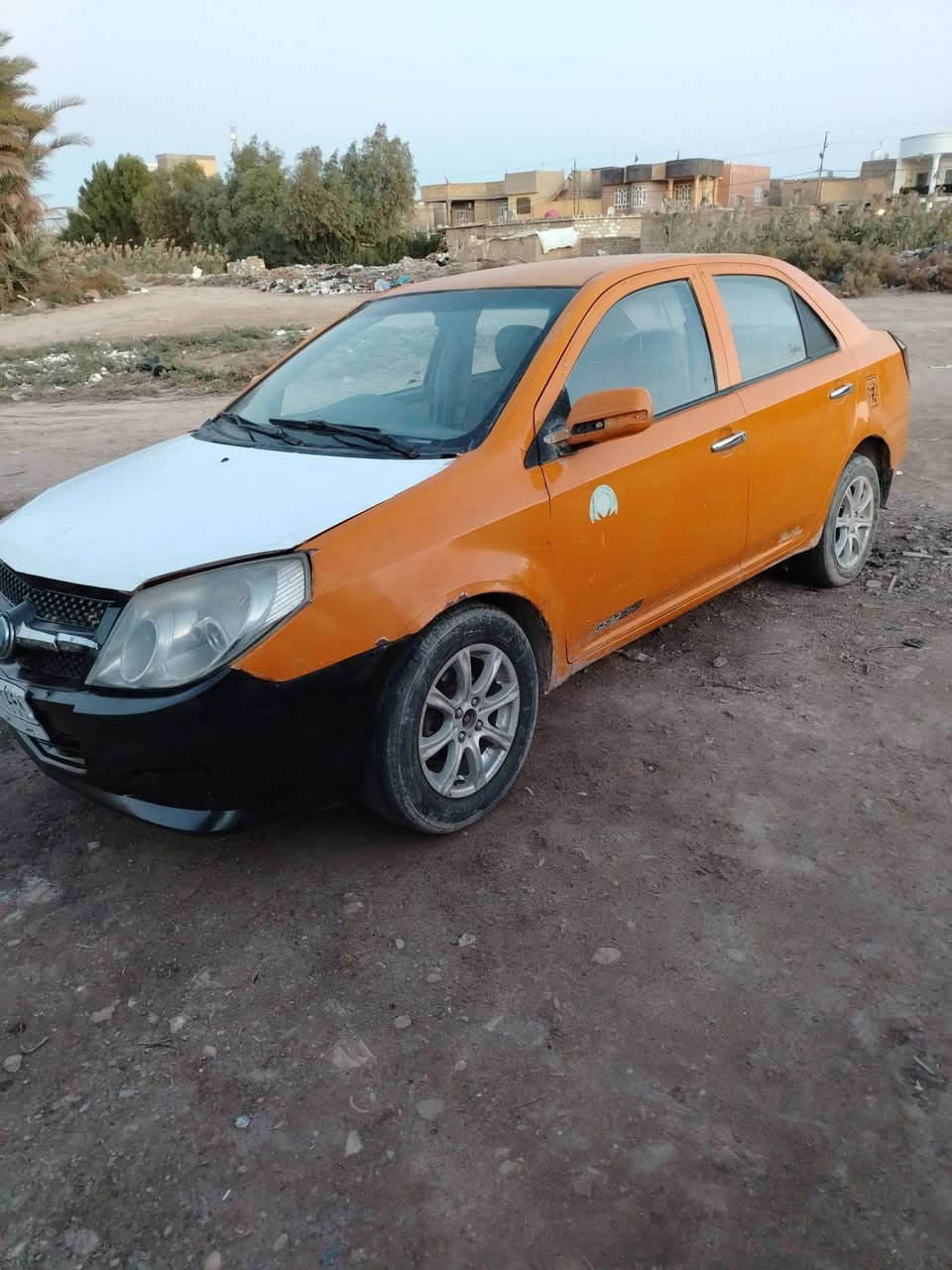 اخوان اسلام عليكم ورحمة الله.. 
جيلي ام كي 13.. 
سنويه منتهيه بل 23شهر ل 10
كير مكينه درايم زينات حداديه وسط شرعي موجود تحويل مباشر..  مكاني كوت سعرها 17 لهيئه ع مشتري
***********
