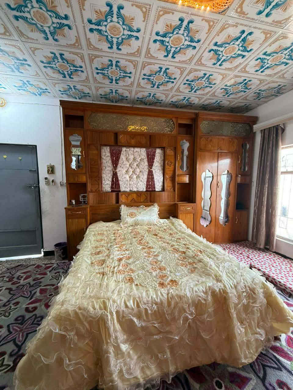 من رخصة لادمن غرفه نضيفه جداً صاج شغل ثكيل ومرتب كلش عراقي اعيد نشر بسبب ناس الغير صادقه ليش تحجزو وناس مستعجلين على البيع خطيه سعر مليون وربع شراي يراسلني خاص بغداد التاجي


**إذا كنت صاحب هذا الإعلان وتريد حذفه لأي سبب، رجاءا أرسل رسالة إلى الدعم الفني**