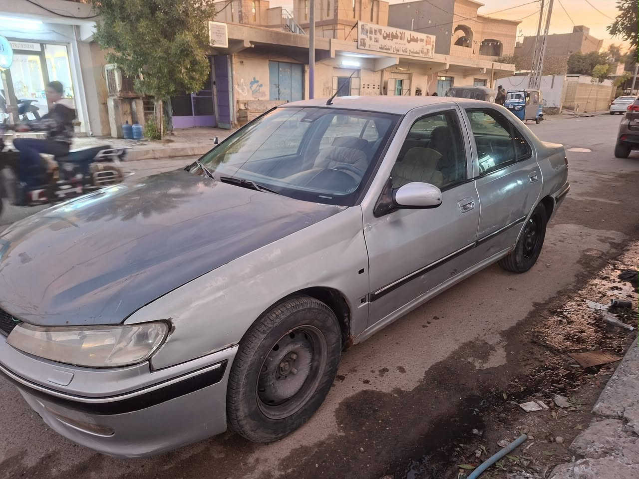 البيع سريع سعر 24 مجال قليل أتصل *********** بيجو 401,,,2001 ,كير عادي محرك حاويه رقم الانبار
