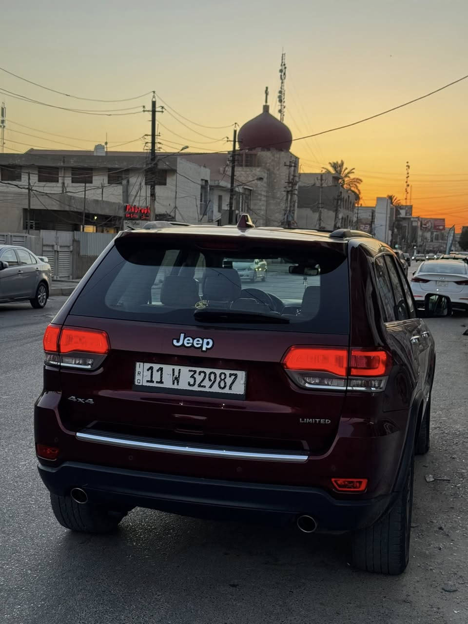 جيب لمتدد بلس خليجي وكاله ليث العبيدي ٢٠١٨
بانوراما قطعتين 
فور ويل 
اتلث شاشات 
حساسات امامي خلفي 
ماوس فور ويل 
رادار توقف ذاتي كشن جلد ميموري 
كشنات تدفئه تبريد 
زنون بلادي  حاجب شاشه كامره اصلي تشغيل عن بعد 
صندوق كهرباء
 بصمات اثنين طبعا اكو بعد هوايه مواصفات بس هاي الرئيسيه ماشيه ٦١ ميل مناقصه برغي جديده بيه مكانين بارد فقط السونار اخر صوره 
رقم بغداد الجديد وهزه جديده 
السعر  ٢٤٥ وبي مجال حك الجيه 
للاتصال ***********
***********
