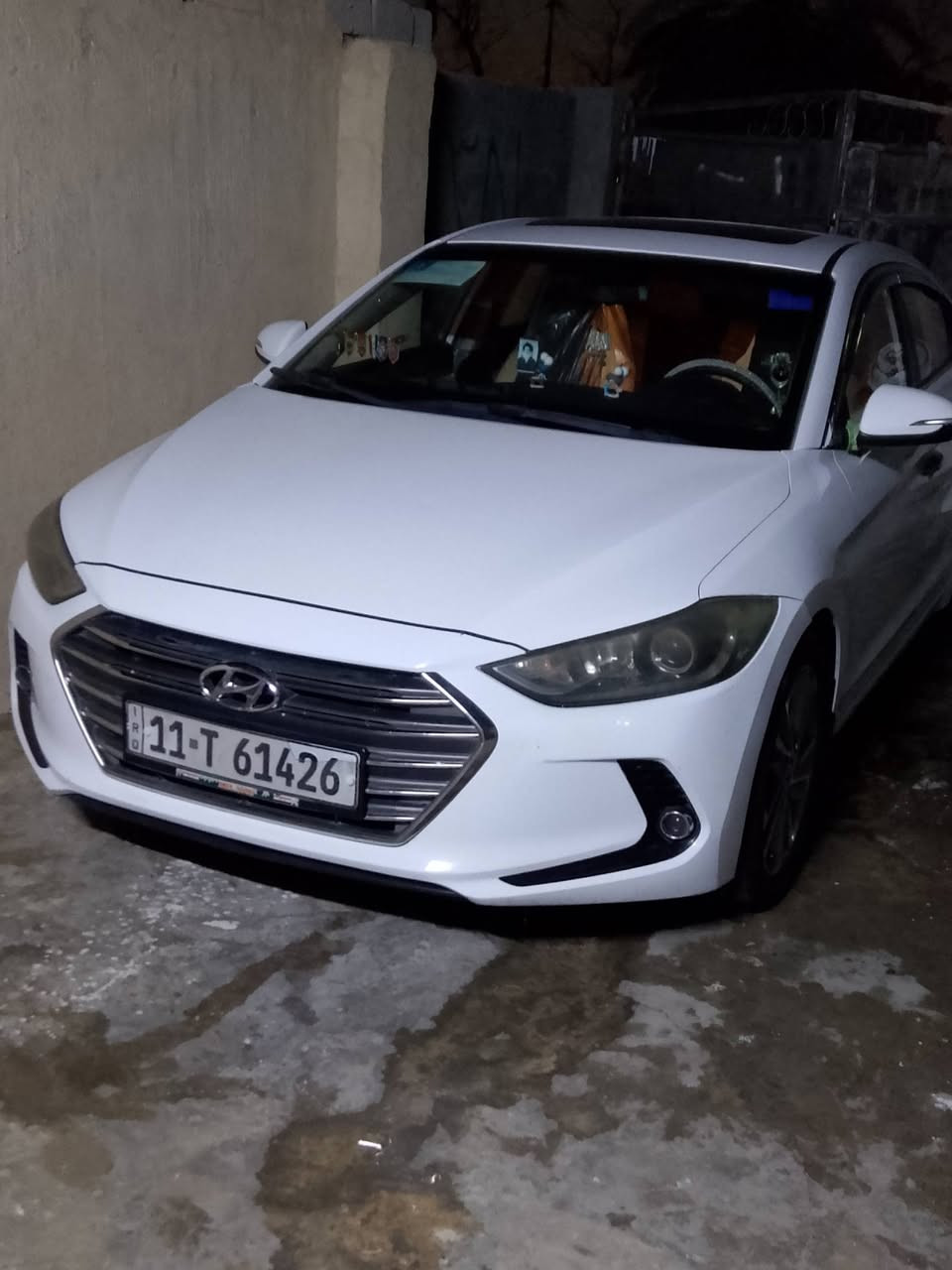 سلام عليكم سياره الانتره مديل ٢٠١٧ مكينه كير كفاله تبريد تخم تاير كهربائيات كله شغاله لايت زنون سياره خير من الله السعر ١٥٥ بيع مستعجل للاستفسار هذا رقمي ***********
