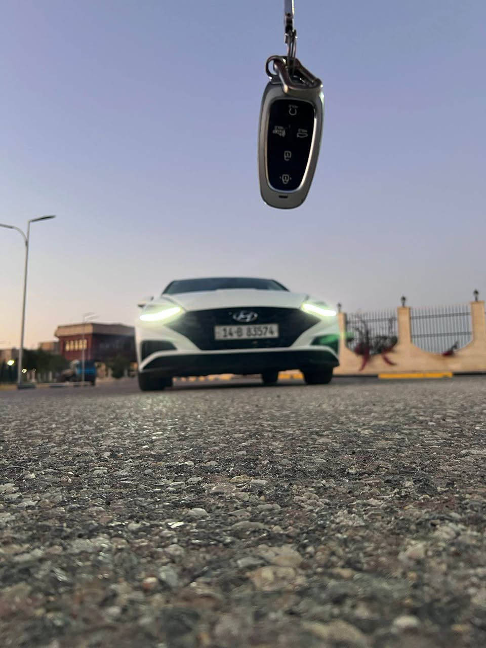 السلام عليكم
هونداي سوناتا 2023 ☑️ 
السيارة وارد أمريكي ☑️ 
فول مواصفات ☑️ 
ليمتد اشاير بل مري ☑️ 
تحكم ستيرن ☑️ 
رقم بصرة بسمي ☑️ 
السيارة حادثها مرفق مع المنشور ☑️ 
بصمة تشقيل ☑️ 
تشقيل عن بعد ☑️ 
ماشية 29 الف كيلو☑️ 
سيارة حلوة ونضيفة ☑️ 
غير الحادث المرفق بل صور مكفولة ☑️ 
حساسات امامية ☑️ 
حساسات خلفية ☑️ 
صندوق ذكي ☑️ 
العنوان البصرة ☑️ 

السعر170 وبيها مجال 
للستفسار الاتصال على الرقم *********** البصرة, العراق
