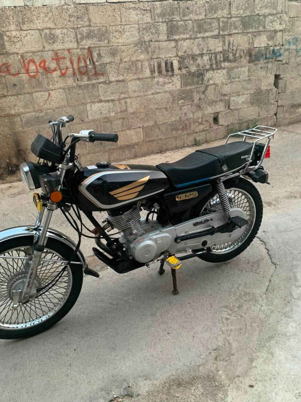 نامی سێ حەرف ١٢٥
مۆدێل ٢٠٢٣
مەکینە کەپس گێڕ و مەکینە بە شەرت✅
ڕۆن نادا✅
دوکەڵی نیە✅
سەوتی تیا نییە✅
کارەبایی بە شەرت گێچ و لایت
دەبڵ و تایە و ویلی تازە
ساڵەنسای سەوت نەرم
سعری ٤٥٠ هەزار و مەعامەلە
شوێن سلێمانی السليمانية, العراق


**إذا كنت صاحب هذا الإعلان وتريد حذفه لأي سبب، رجاءا أرسل رسالة إلى الدعم الفني**
