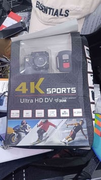 كاميرا • قابل تفاوض • تفاصيل ناقصة