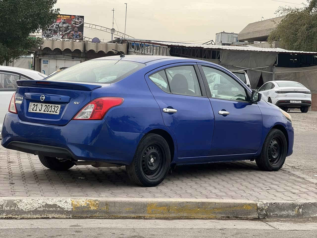 للبيع فيرسا 2017 SV 
بيها 4 قطع صبغ بدون دواخل حادثها منشور 
السياره جاهزه من كلشي 
مكان السياره بغداد الحريه 
السعر 87$ 
***********
