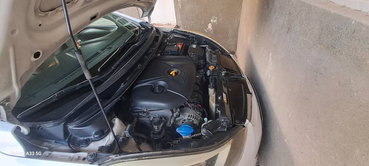 مساء الخير 
النترى ١٥مكفوله خليجيه كتلوك الشركه بعده فقط بارد اقل ٤الأصابع اسعر(١٣٥]اوبيه مجال للطيبين***********مكانهه بغداد اوالمحموديه
بسمي
