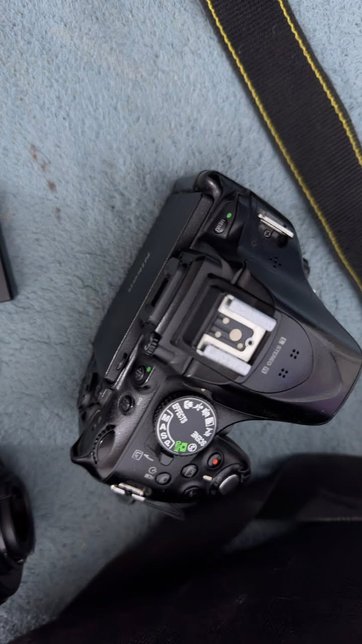 كاميرا نيكون 5200
جنطه 
رام 32g
بطارية اصلية 
عدسة 18/55 اصلية 
شاحن بطارية اصلي 
شاشه قلابه 
متوفر توصيل ايضاً 
للحجز خاص ❤️


**إذا كنت صاحب هذا الإعلان وتريد حذفه لأي سبب، رجاءا أرسل رسالة إلى الدعم الفني**