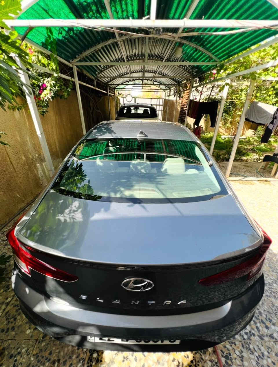 هيونداي إلنترا 2019
مكاني بغداد السيارة 
رقم أربيل 
 لون فيلي 
محرك 2000 دوش 
كير AT 
محرك و كير مكفولات 

السيارة وارد أمريكي بضرر خلفي فقط (صندوق ودعامية) الصور مرفقة بالمنشور 
بدون أير باك 

السيارة بأمريكا ماشية 59,000 ميل حالياً 78,000 ميل 

السونار الموجود بالمنشور سويتة من اخذت السيارة ب ٢٠٢٣ ، ضيف عليه طخة خفيفة بالهلال الأيمن الخلفي 
السعر  138 ورقة 
للاستفسار الاتصال على الرقم: 
[ *********** ] بغداد, العراق
