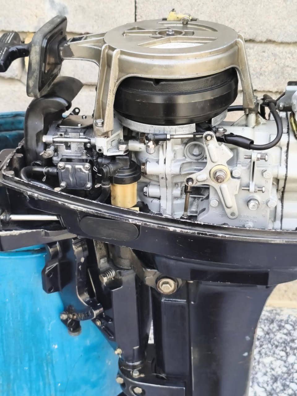 سلام عليكم ورحمة الله وبركاتة مكينه للبيع ام 18موديل 2014 الكير بلادي شرط المحرك مفتوح مبدل بس البوربرنات اثنيهن فقط السعر 1100وبيهه مجال العنوان ذي قار قضاء الجبايش ناحية المنار للاستفسار الاتصال على الرقم ***********
