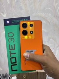 نوت 30 برو 256 نضافه فول     كامل ملحقات  لسعر 175 وبيه مجال 078324128...