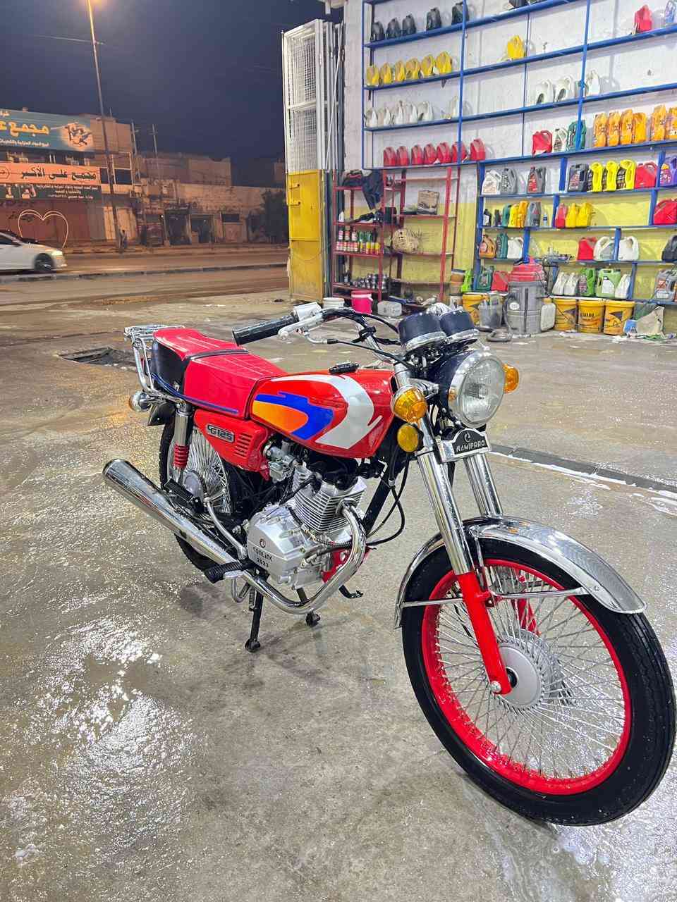 نامه برو ماكس موديل 23 مامفتوح برغي بيها من الشغل للبيت مامتعوبه الدراجه تانكي وكشنها موجودات الابلادي
السعر 950قفل ***********
