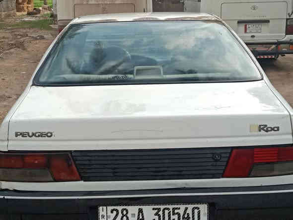 السلام عليكم بيجو روى لبيع موديل 2009 كير مكينه اكسن تخم تاير رقم انكليزي بسمي  ملاحظه النمره أوله والثالثه إمرار اتفلت   مرات لا السعر 27 الاتصال على هذه الرقم ***********
