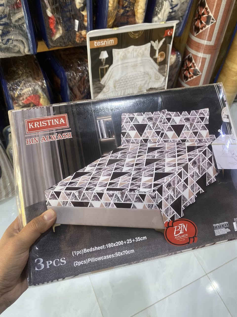 اخوتي اي القطعه داخل المنشور السعر القطعه 13توصيل مجاني الصور في اول تعليق


**إذا كنت صاحب هذا الإعلان وتريد حذفه لأي سبب، رجاءا أرسل رسالة إلى الدعم الفني**