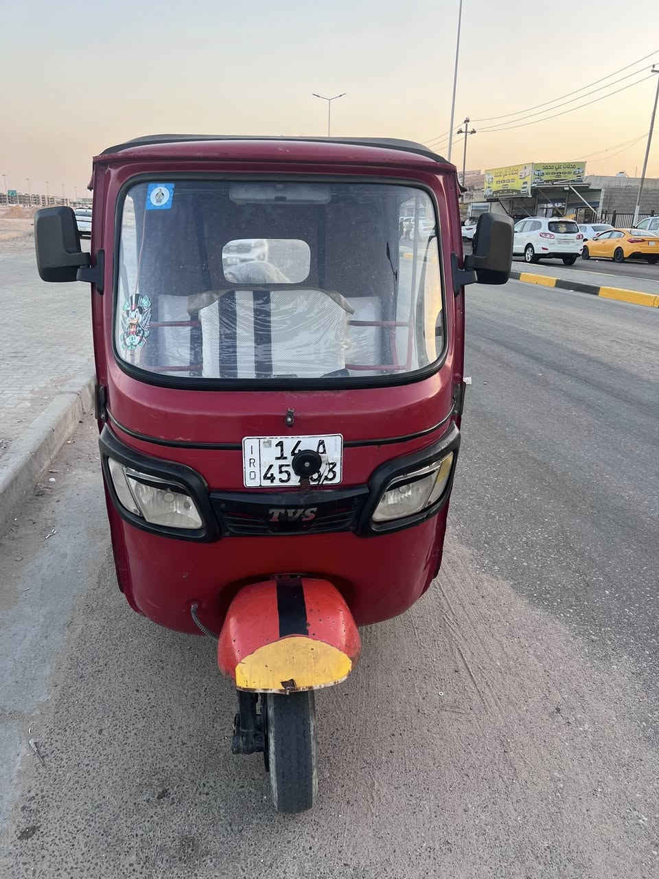 تكتك مديل 20رقم وسنويه  تكتك مجفته ما نقصها اي شي كبل لشارع سعر 5وبيها مجال
لمو شراي لا يتعب***********
