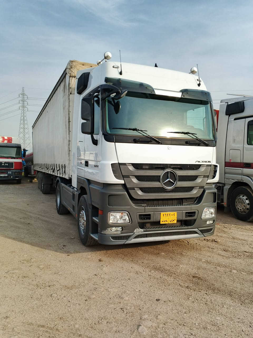 البيع سياره 2012 جديده تخم تاير راس وعربنه.شمتز
*********** مكفولة كفالة عامه
