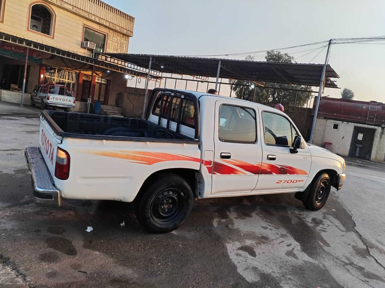 جمره 2004 بيها بل صفحه صبغ لا صرف ولا نفخ السياره موجوده بل موصل قضاء الشيخان***********
