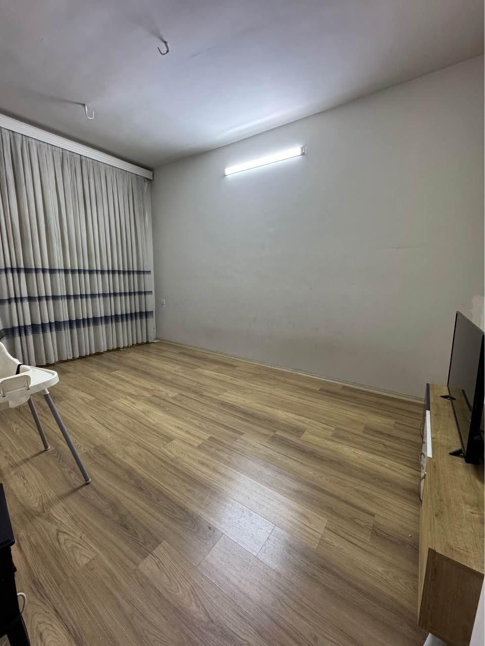 خانوبؤفرؤشتن 99 زانكو 100م 
منزل للبيع في اربيل 99 زانكو 100م 
*********** أربيل, العراق
