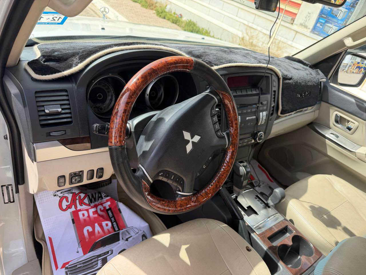 باجيرو للبيع فقط بدون مرواس  موديل 2014 كلين حبتور فول مواصفات سلايت كلشي جاهز بي بدون اي مصرف 
السعر 165وبي مجال بسيط لشراي 
*********** كركوك, العراق
