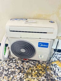 ميديا ١ طن استعمال قليل ٣٠٠ الف مع النصب 07906300893