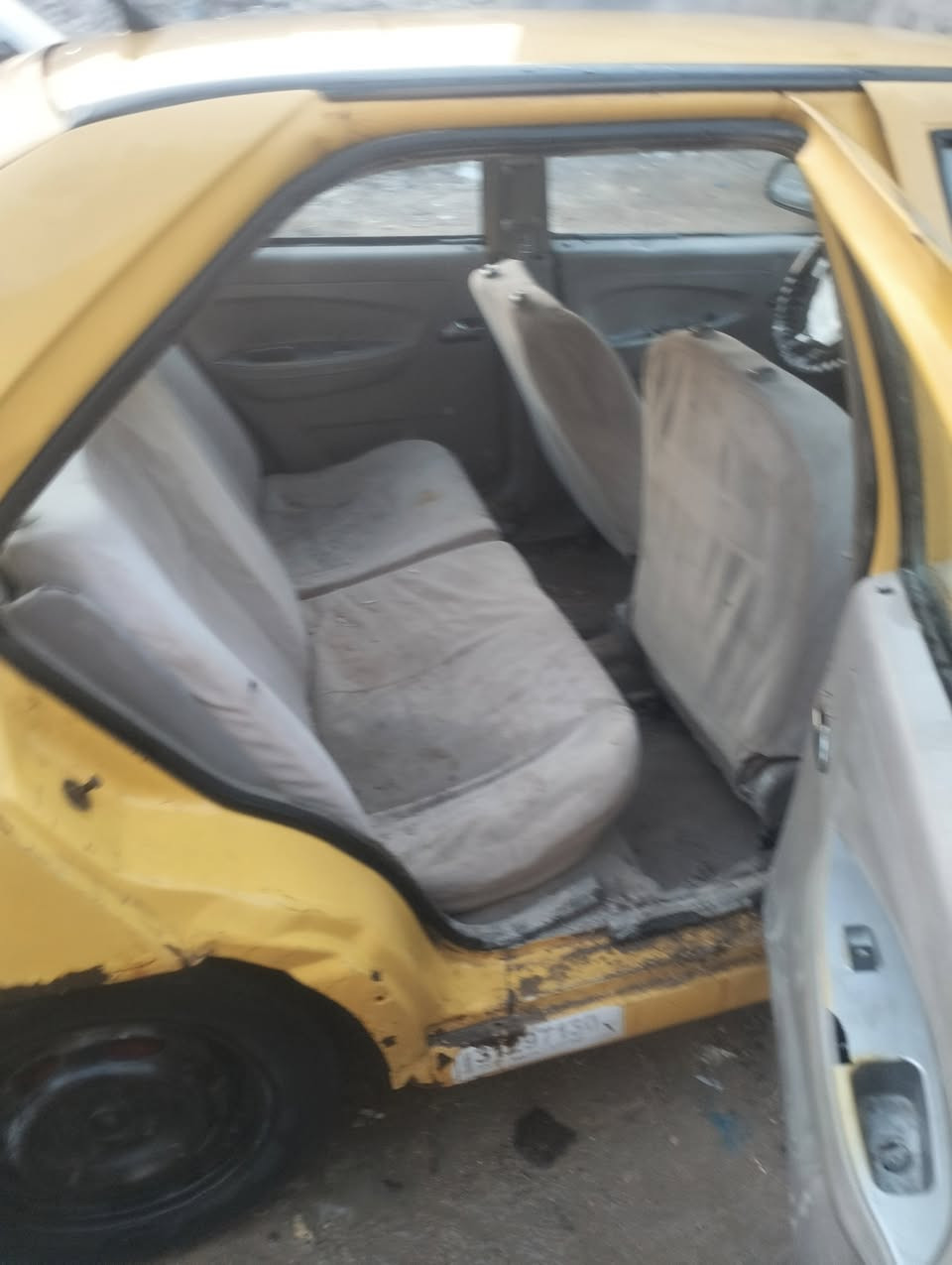 سلام عليكم شيري كوين 11 رقم احمر بابل سنويه ضايعه مامطلع واجهة كير ومكينه جدد سياره شوفت عينك بدون راعي اتكفل سرقه وعشاير مكان نجف سعر 6 اذا اكو مراوس اراوس  رقم ***********
