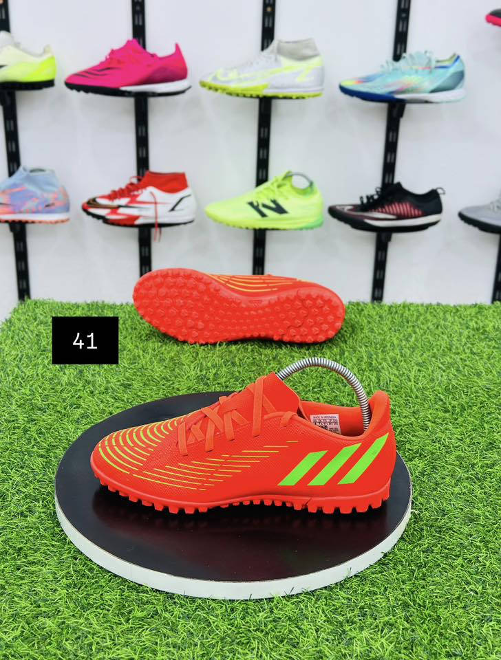 سلام عليكم 🫡
بآله أصلي شرط نظافه100/💯 
توصيل جميع المحافظات 5

سعر القطعه 40. ألف 

للحجز. خاص /أو /واتساب 

***********
