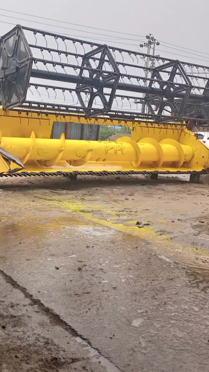 عيد مبارك مستعدون لادامه كافه الحاصدات وتصليح كير حاصده4بلم 5بلم و كنترول 4بلم5بلم للاتصال على الارقام التاليه ***********/***********
