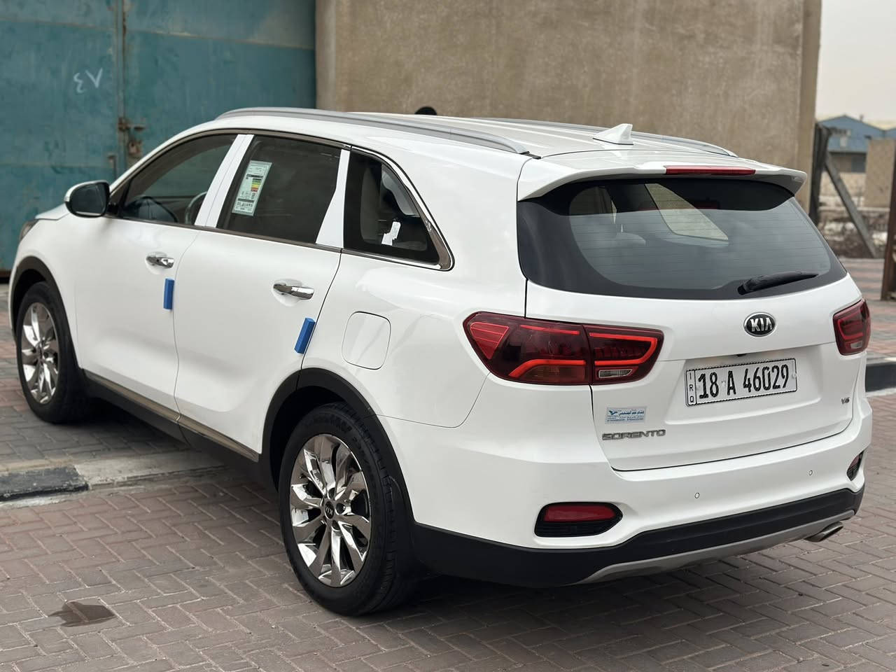 السعر 225
السلام عليكم سورنتو 2020 خليجي رقم بابل الدولي بسمي  بيها قطعتين صبغ سونار مرفق بصور جاهزه من كلشي مكينه كير كفاله حته من الفتح حداديه جديده تبريد ثلج تخم تاير مكينه 6سلند 7راكب 3قطع تبريد مواصفاتها شاشه كامره تحكم مري شفط جنطه كهربائي تحكم مري 3بصمات كشن كهربائي ماشيه 87 اهواي بيها مواصفات مكاني كربلاء السعر225 مجال يصيط بيع فقط بدون مراوس ***********
