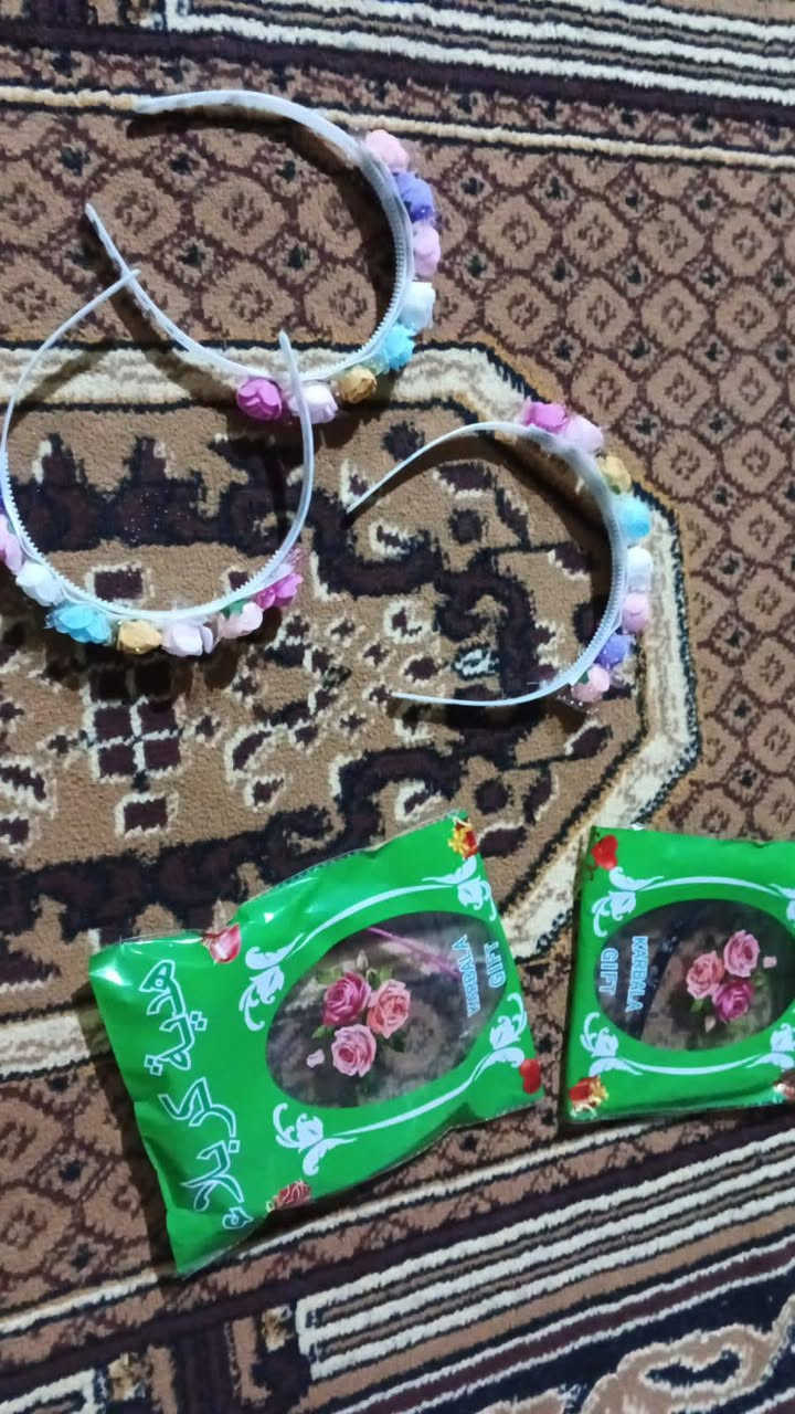 بسم الله الرحمن الرحيم
دعماً للمشاريع الصغيرة وتشجيعاً لبناتنا المبدعات، تتوفر هدايا خاصة بالمجالس الحسينية من الأعمال اليدوية المميزة، بجودة عالية وأسعار مناسبة، مع توفر الكميات حسب الطلب.
🎁 هدايا مرتبة وأنيقة تناسب المجالس الحسينية والمناسبات الدينية. 🚚 خدمة التوصيل متوفرة. 📦 إمكانية الحجز المسبق وتجهيز الكميات المطلوبة.
ندعو الجميع إلى دعم الأيادي العراقية المبدعة والمساهمة في تشجيع المشاريع الصغيرة، سائلين الله التوفيق والبركة للجميع.
للحجز والاستفسار يرجى التواصل على الخاص.***********
