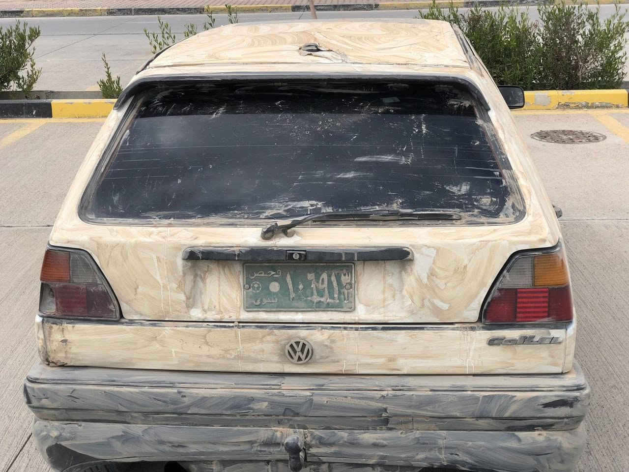 گۆڵف مۆدێل ١٩٩١ ئاڕم پلاستیکی هەولێر هەموو شتێکی بەشەرت ٤ تایەی تازەی لەسەرە پاتری تازەیە گێڕ و مەکینەی بەشەرت مەکینەی  ٥ بزمار گێڕ عادی ماڵەکە دیارە پێویست بەوەسف ناکات سعری ٢٢ گەڵا و معامەلەیەکی برایانە گۆڕینەوەش ئەکەم بەشتێک بەدڵم بێت
***********
لەسلێمانیم
