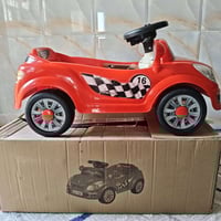 للبيع :- سياره شحن للاطفال عمر سنه الى 3 سنوات جديده غير مستخدمه شغاله...