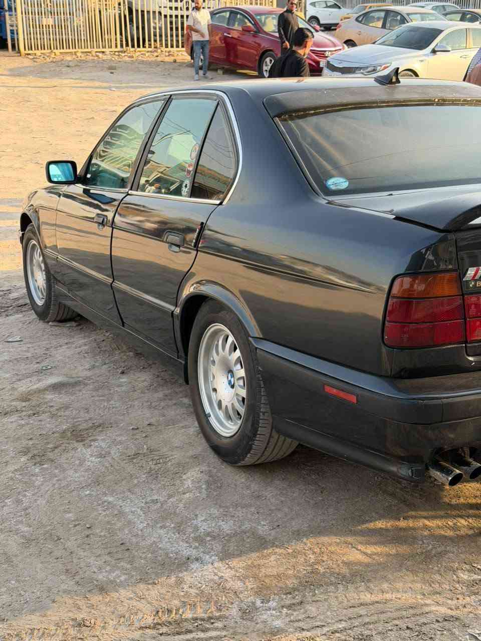 بي أم  حجم 525  مسكر فانوس موديل 90 دعاميات ام فتحه شغاله كهربائيات شغاله مكينه وكير نضاف لا تنقيص ولا تبخير صبغ لجماليه فقط غرفه جديده كامله شاشه دبل ايرباك دبل جكمجه رقم بغداد دولي سنويه ما صاقطه بسمي السعر خاص رقم ***********
